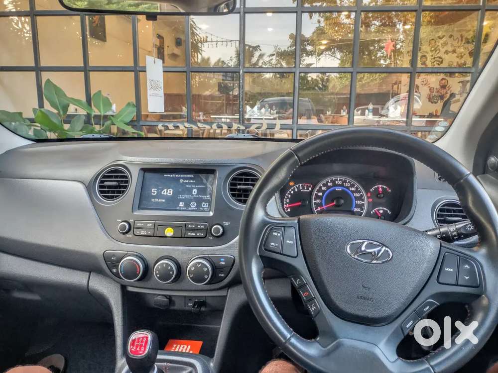 Grand I10 Sports Dual Tone