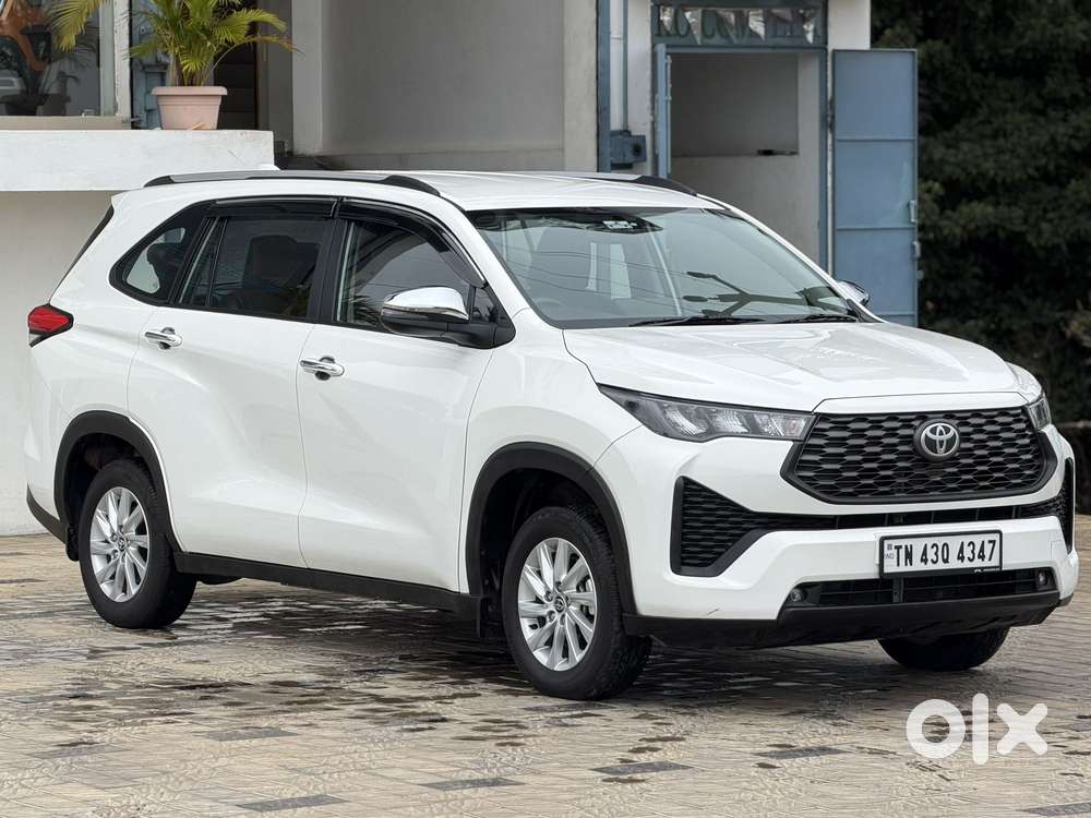 Toyota Innova Hycross 2.0 Gx 8 Str, 2024, Petrol