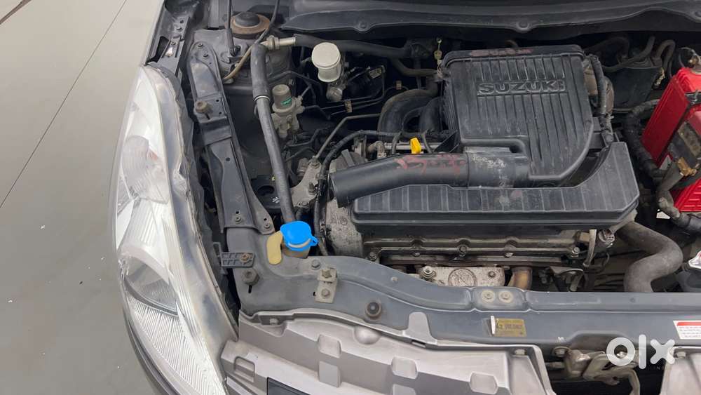 Maruti Suzuki Swift Vvt Vxi, 2013, Petrol