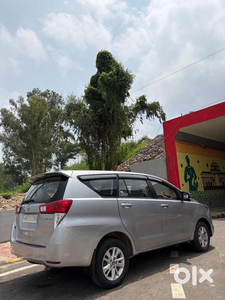 Toyota Innova Crysta 2.4 Gx Mt, 2018, Diesel