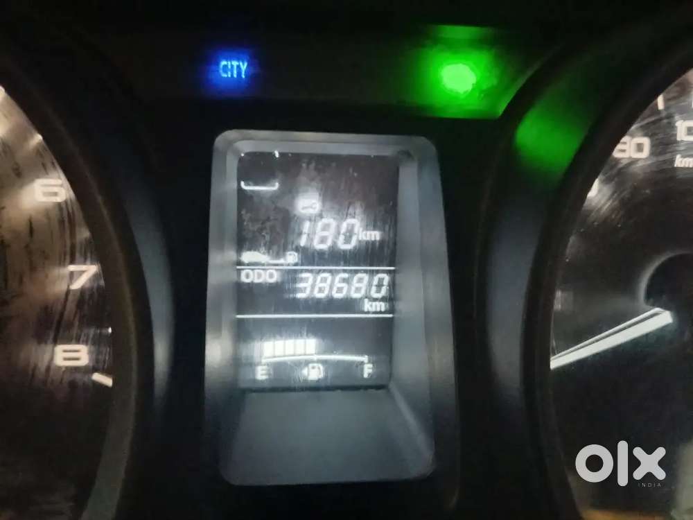 Tata Tiago Revotron 2018