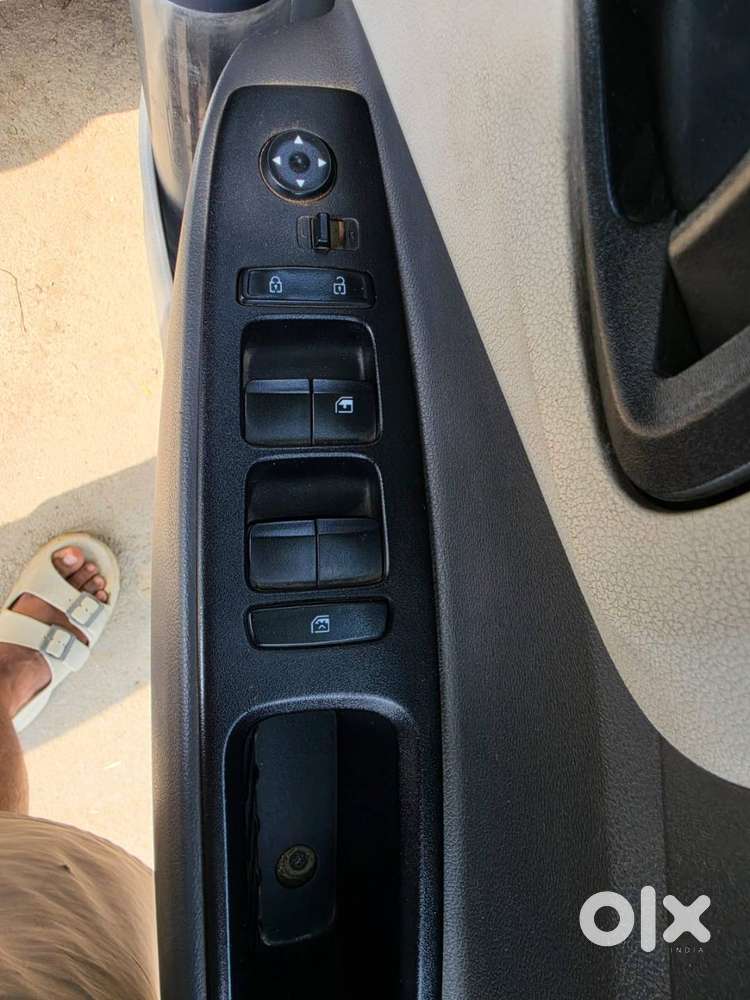Brand New Condition. Non Accidental .used Only For Office Up And Down