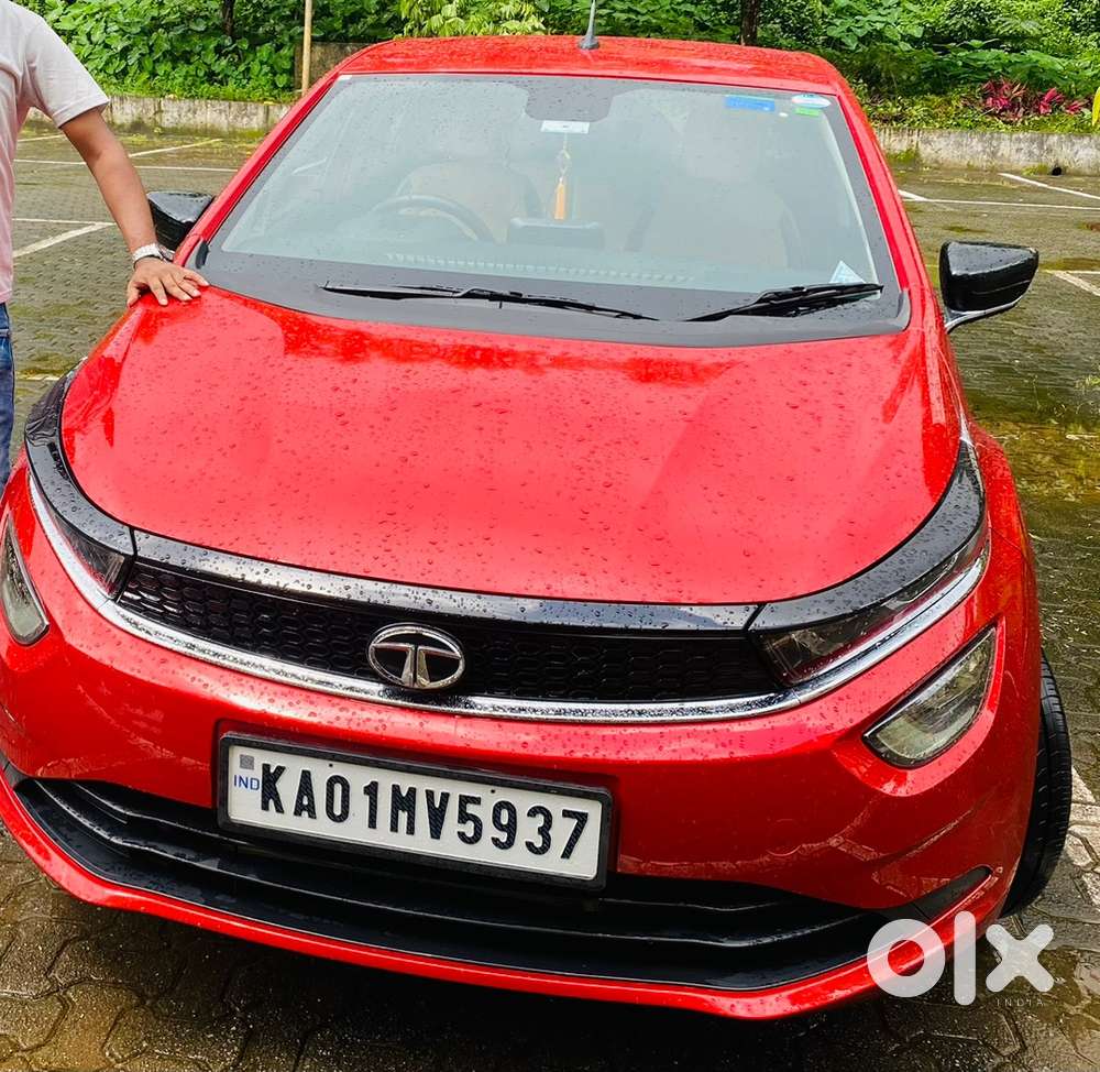 Tata Altroz Petrol Top End. Xz Plus Official Used And Brand New