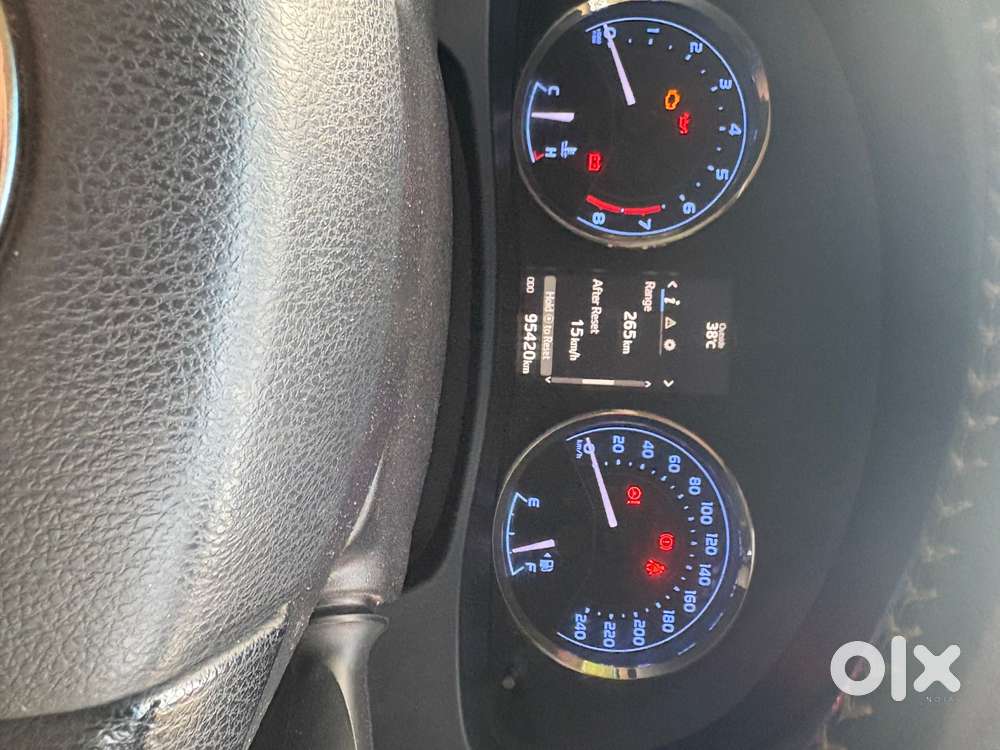 Oyota Corolla Altis G 2018  1st Owner  Petrol Manual