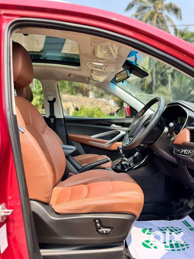 Mg Hector Plus 1.5 Hybrid Sharp Turbo 6 Str, 2020, Petrol