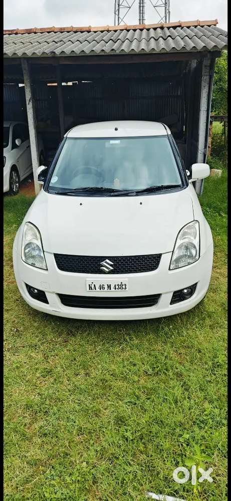 Maruti Suzuki Swift 2009 Petrol Manual