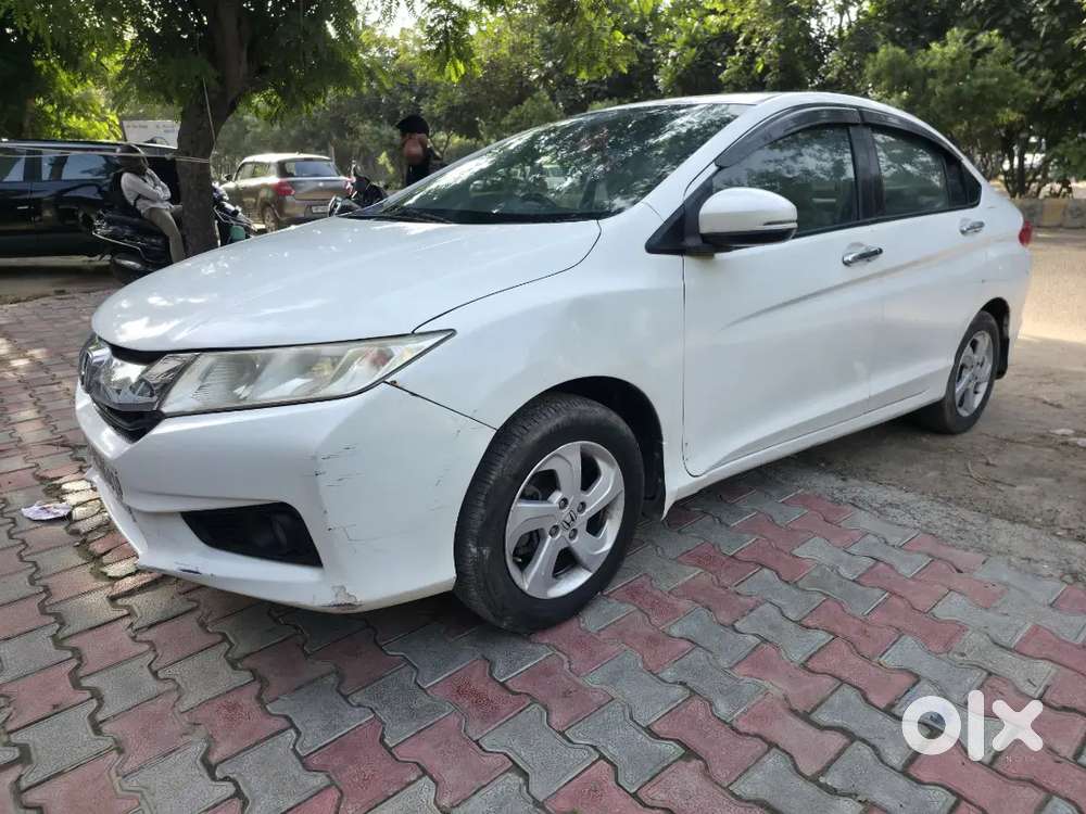 Honda City V Mt 2015 Cng On Papers