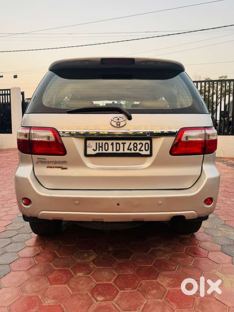 Toyota Fortuner 4x4 Mt 2.8 Diesel, 2015, Diesel