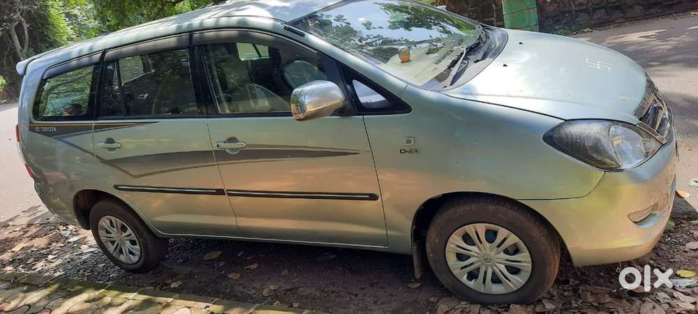 Toyota Innova 2006