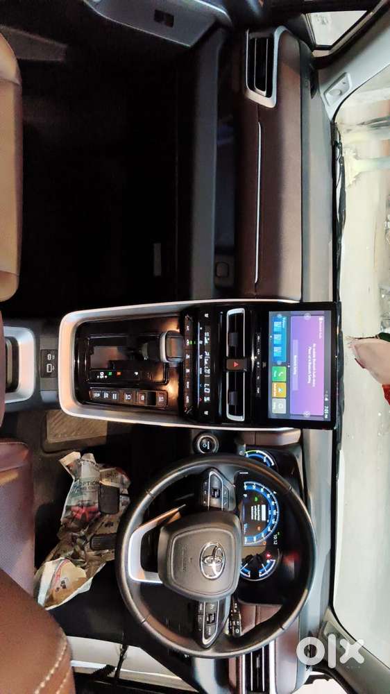 Toyota Innova Hycross 2.0 Zx (o) Hybrid 7 Str, 2025, Electric
