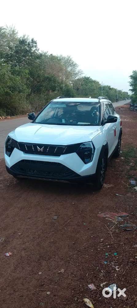 Mahindra 3xo Ax5 Pm Mt 2026 45 Din Hua Hai Bss