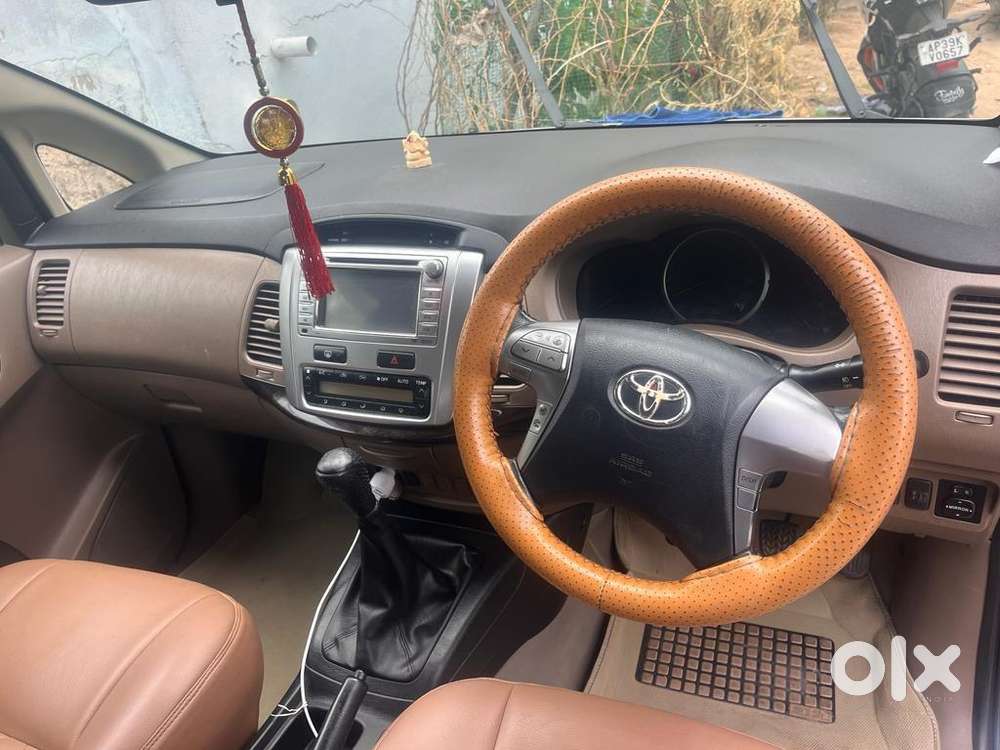 Toyota Innova Diesel 2015