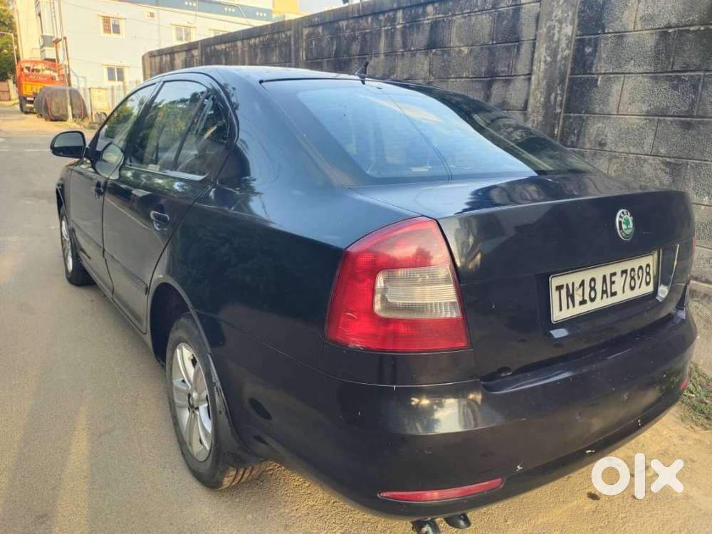 Skoda Laura 1.9 Tdi Mt Ambiente, 2011, Diesel