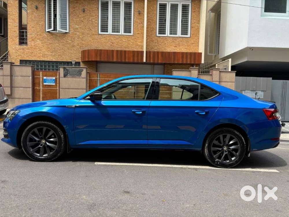 Skoda Superb 2.0 Sportline Tsi At, 2023, Petrol