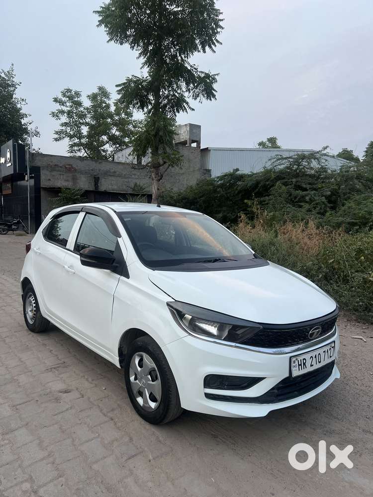 Tata Tiago 1.2 Revotron Xt (o), 2023, Petrol