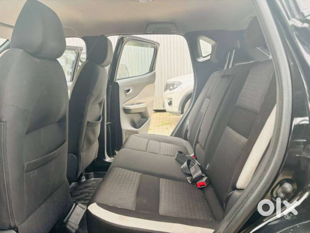 Nissan Magnite 1.0 Xv Turbo Cvt, 2022, Petrol