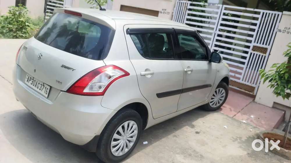 Maruti Suzuki Swift 2016 Diesel 112000 Km Driven