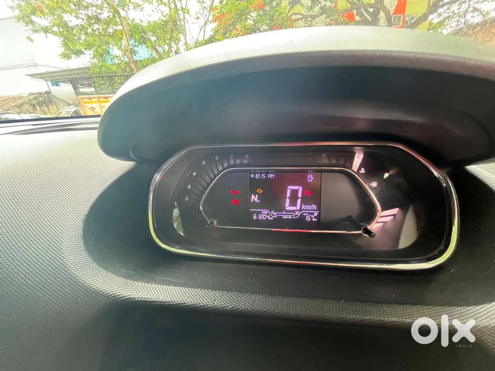 2021 Tata Tiago Xza 61000 Km Petrol Automatic