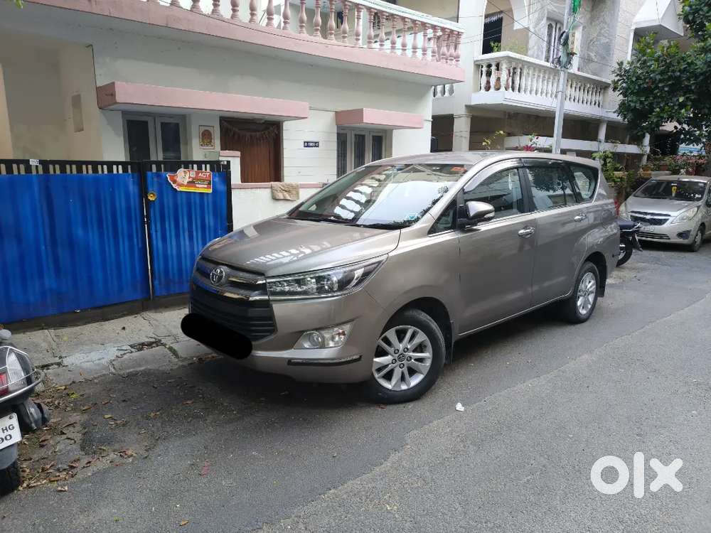 Toyota Innova Crysta 2017