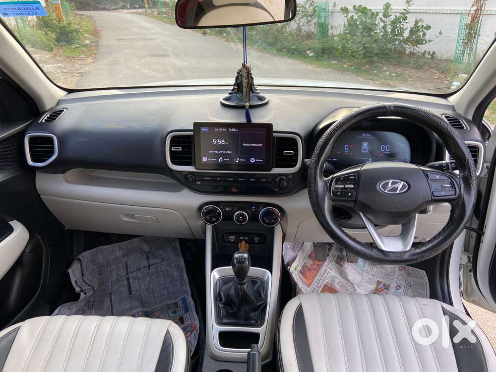 Hyundai Venue S Plus Mt 1.2 Kappa, 2022, Petrol