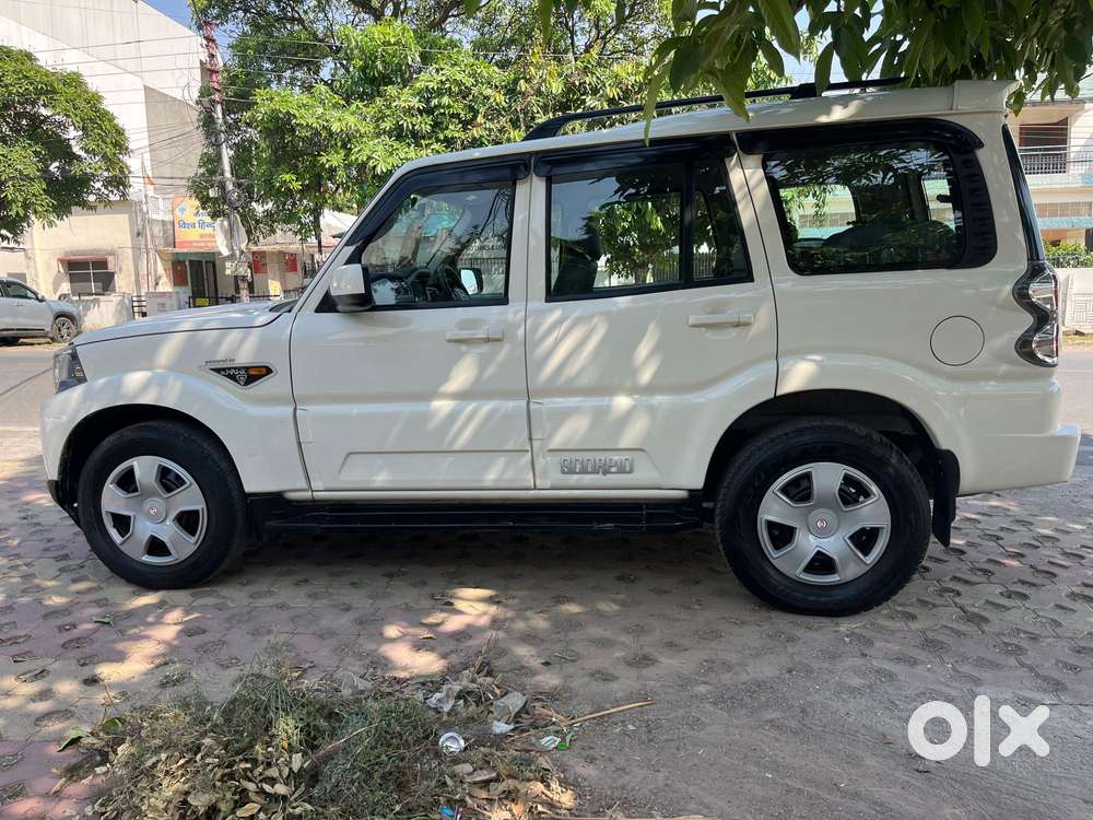 Mahindra Scorpio S7 140, 2016, Diesel