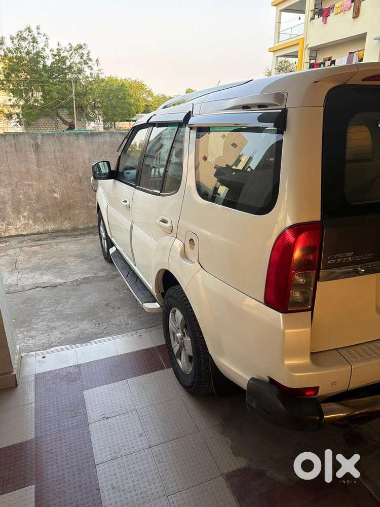 Tata Safari Storme 2013 Diesel 113000 Km Driven