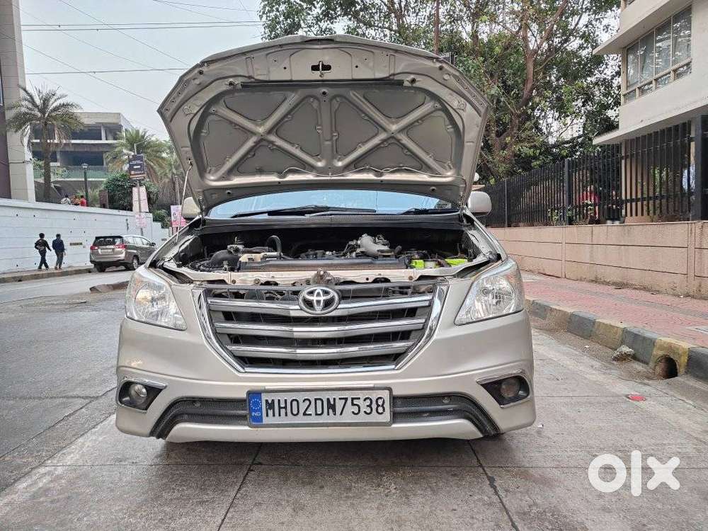 Toyota Innova 2.5 G (diesel) 8 Seater, 2014, Diesel