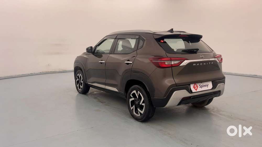 Nissan Magnite 1.0 Xv, 2021, Petrol