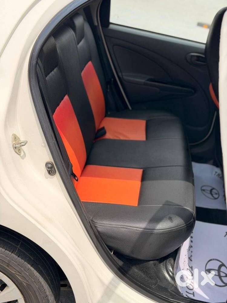 Toyota Etios Liva, 2012, Petrol