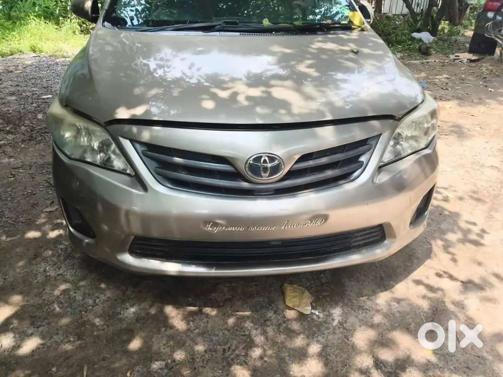 Toyota Corolla Altis 2011 Petrol Manual
