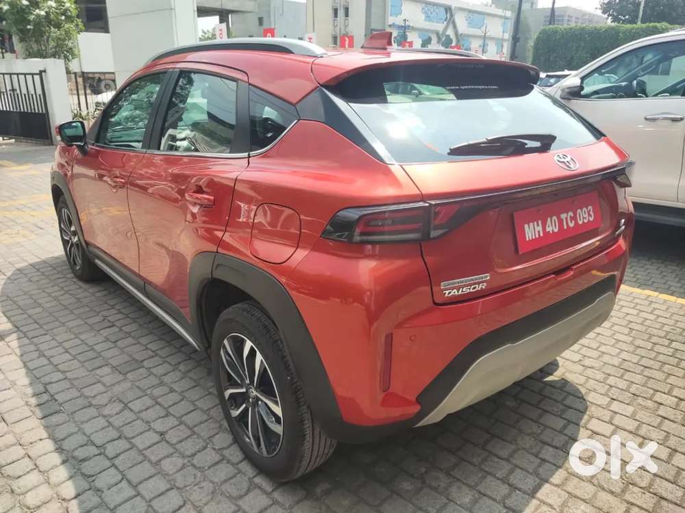 Toyota Urban Cruiser Taisor V 1.0 Petrol At, 2024, Petrol