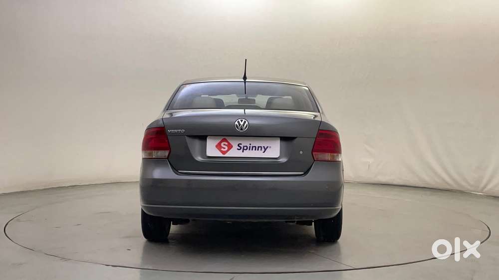 Volkswagen Vento Petrol Highline, 2014, Petrol