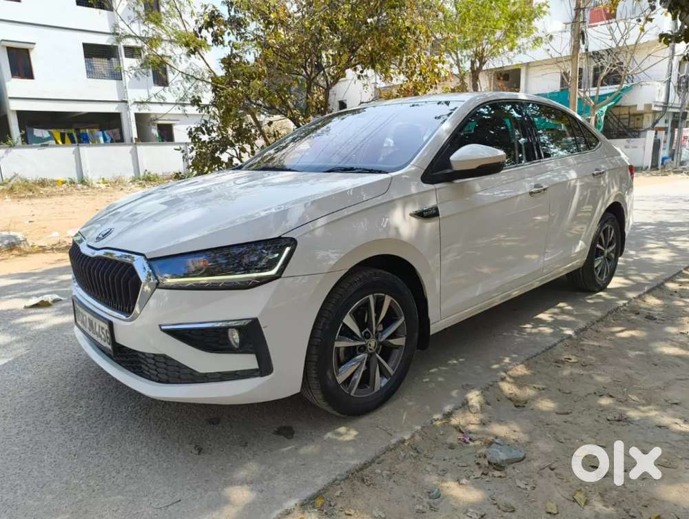 Skoda Slavia Style 1.0l Tsi At, 2022, Petrol