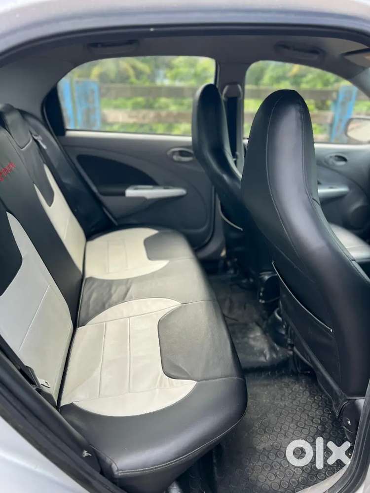 Toyota Etios 2012 Diesel 136000 Km Driven