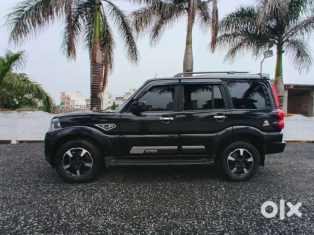 Mahindra Scorpio Classic 2024 Diesel Manual