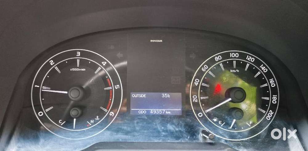 Toyota Innova Crysta 2.4 G Mt 8s, 2017, Diesel