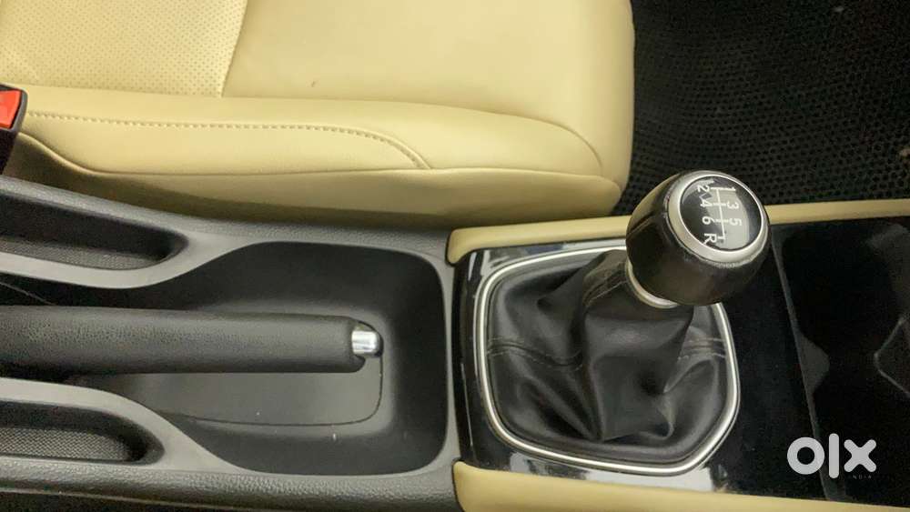 Honda City 1.5 Zx I-vtec Mt, 2021, Petrol