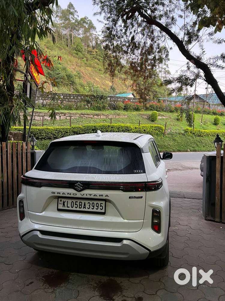 Maruti Suzuki Grand Vitara 2023 Petrol Good Condition