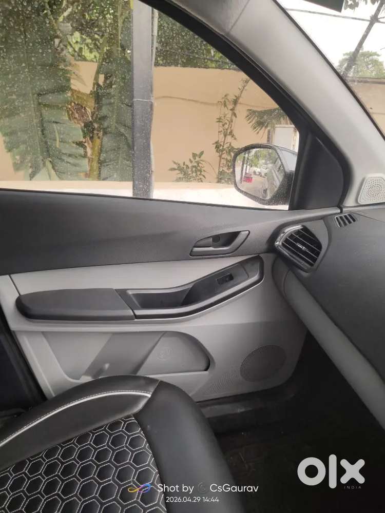 Tiago Xm Cng Rto Lucknow Up-32 Well Maintained