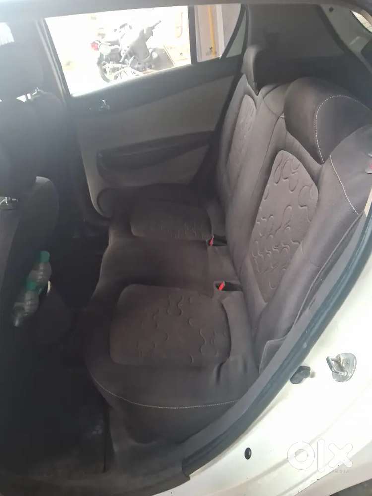 Hyundai I20 2010 Cng & Hybrids Well Maintained