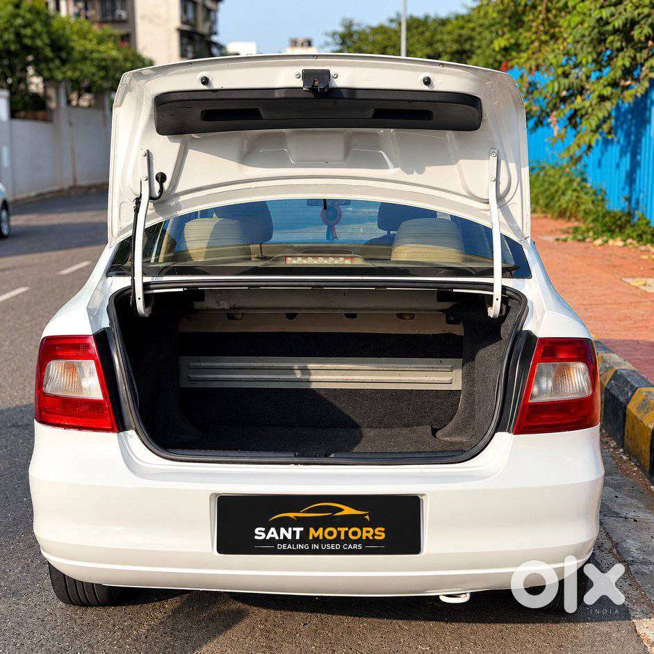 Skoda Rapid 1.6 Mpi Elegance, 2014, Petrol