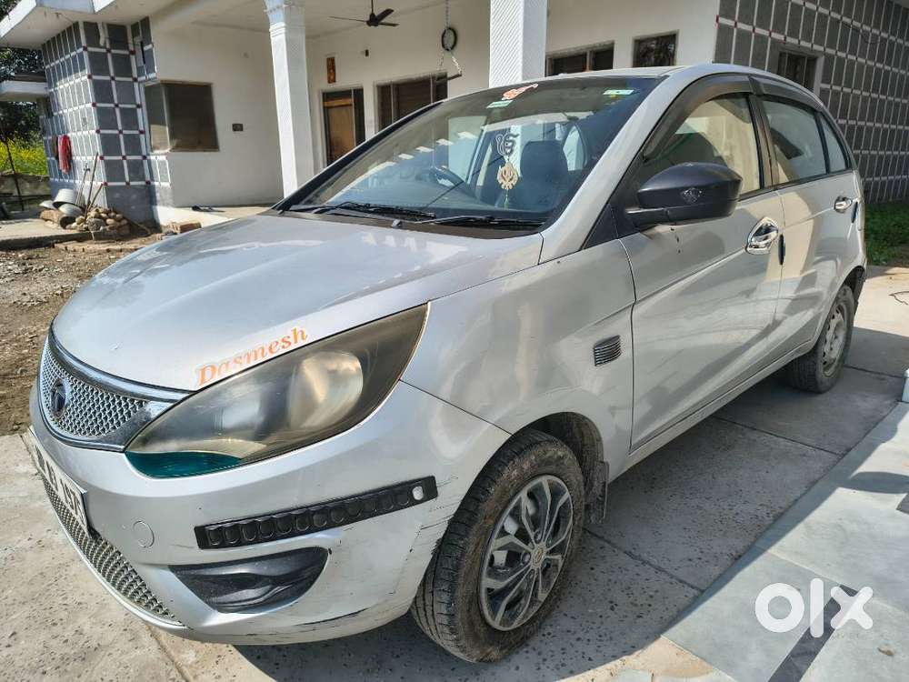 Car Tata Bolt Model 2015