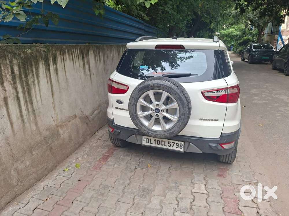 2018 Petrol Ford Eco Sport 79k Km