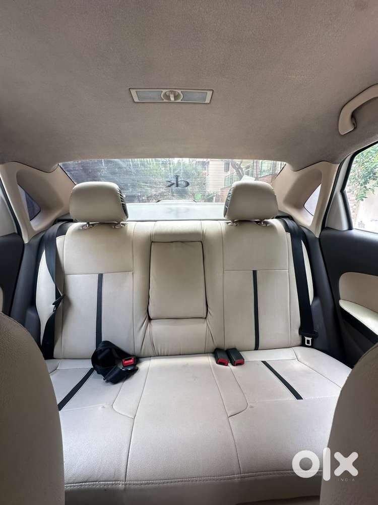 Volkswagen Vento 1.2 Tsi Highline Plus At, 2016, Petrol