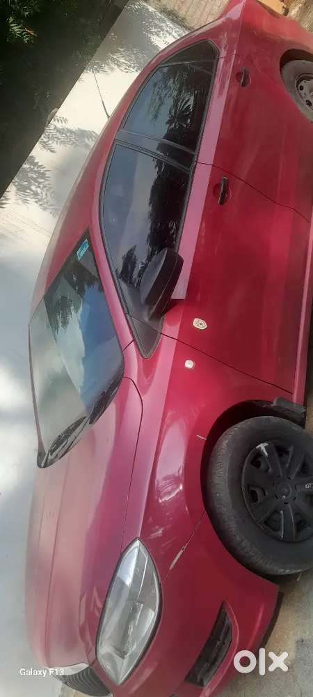 Skoda Rapid Tsi Active 2012