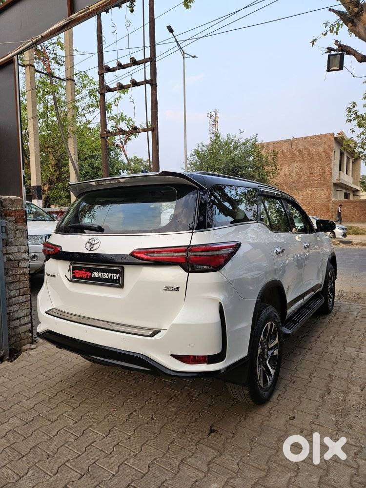Toyota Fortuner Legender 4x4 At 2.8, 2023, Diesel