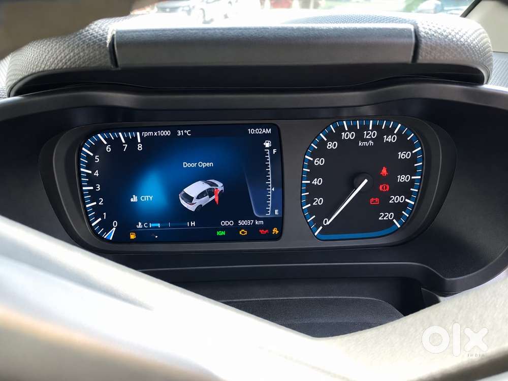 Tata Altroz Xz, 2020, Petrol