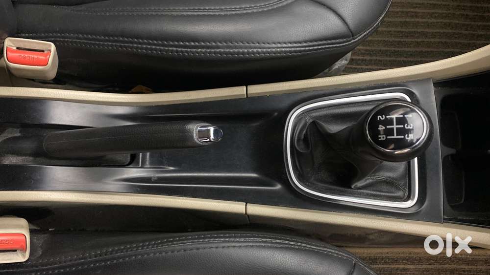 Maruti Suzuki Ciaz 1.5 Zeta Shvs Mt, 2022, Petrol