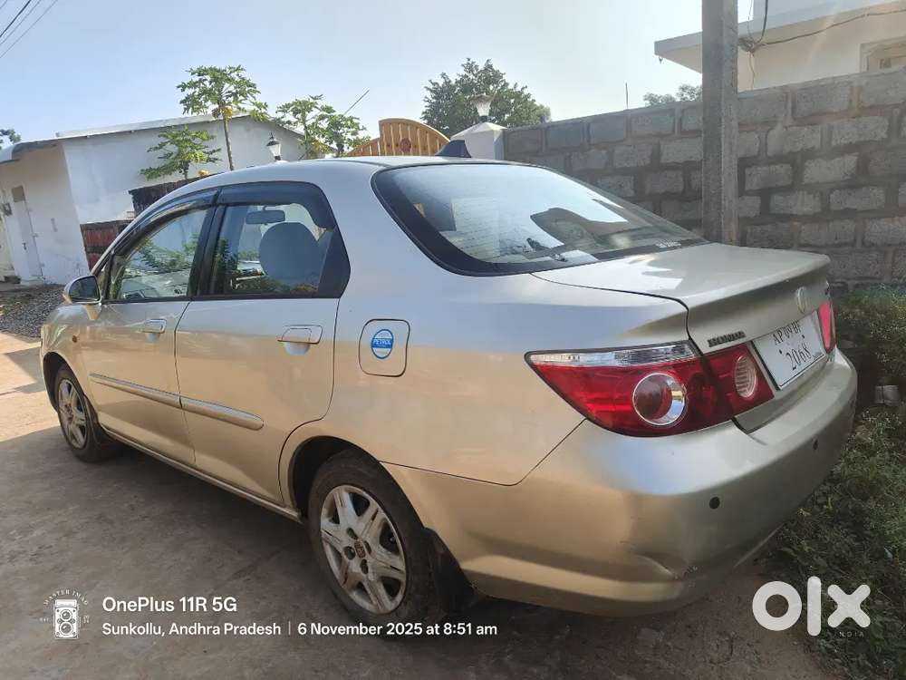 Honda City Zx 2006 Petrol Well Maintained