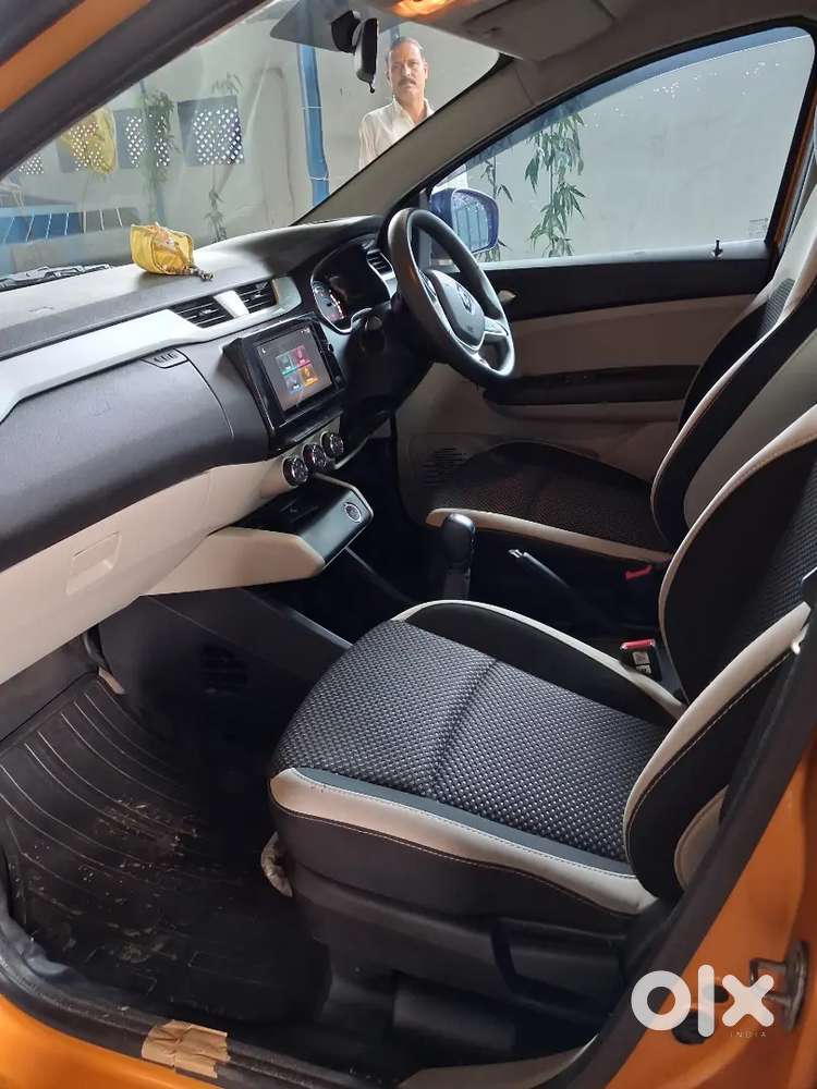 Renault Triber Petrol Amt 2022 Dual Tone